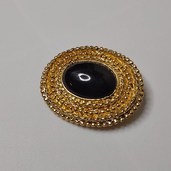 Gold Tone And Black Oval Brooch - Picture 4 of 16